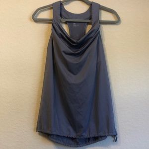 Gap body medium grey work out tank